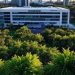 Edifício sede da Caesb em Brasília, representando divulgação de resultados de concurso público.