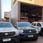 Viaturas da PCDF em operação contra receptação de módulos automotivos roubados em Brasília.