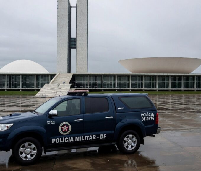 Viatura da PMDF em Brasília, simbolizando expulsão de oficiais por omissão nos atos de 8 de janeiro.