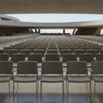Edifício da Câmara Legislativa do DF em Brasília representando aprovação orçamentária para a Defensoria Pública