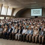 Auditório em Brasília para evento de prevenção a golpes e violência contra idosos