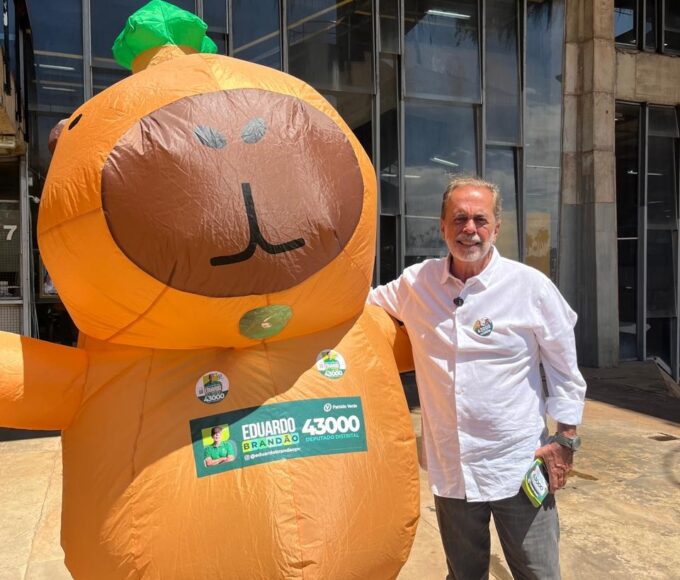 Capivara da campanha do Eduardo Brandão. crédito ASCOM/PV